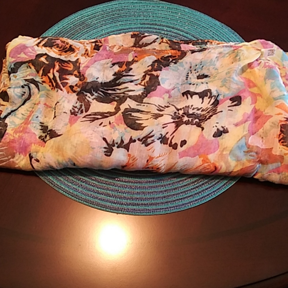 Floral infinity scarf buy 1 get 1